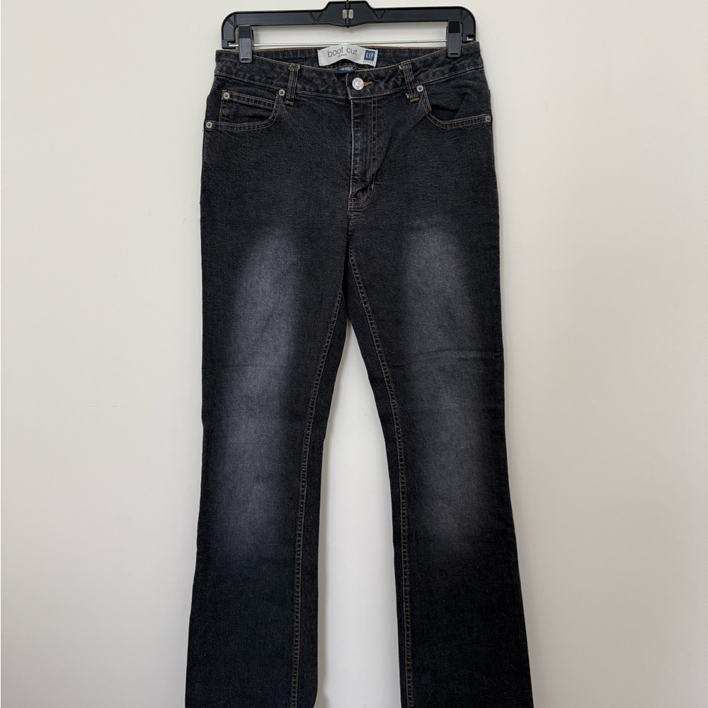 GAP Women’s Black/Dark Blue Boot Cut Jeans with Classic Style 6R